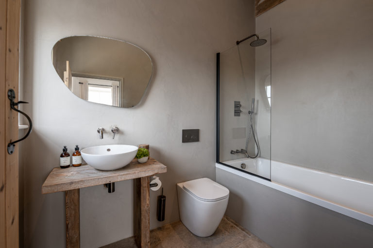 CAWTHORNE MALTON, YO18 - SHOOTFACTORY - OTHER UK HOUSES