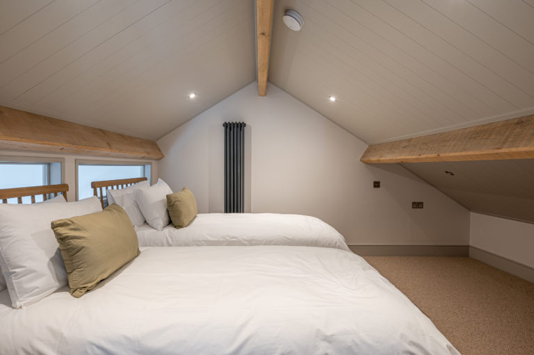 CAWTHORNE MALTON, YO18 - SHOOTFACTORY - OTHER UK HOUSES