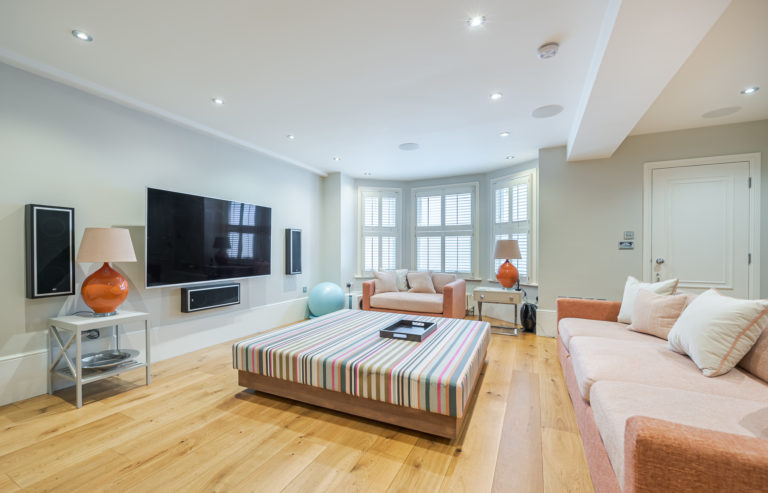 TAY LONDON, SW4 - SHOOTFACTORY - LONDON HOUSES - 0