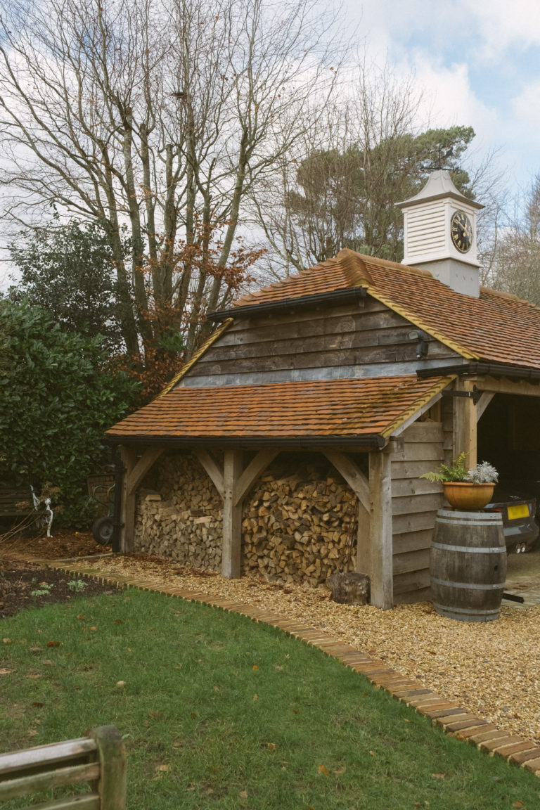 AUTUMN SURREY, CR3 - SHOOTFACTORY - OTHER UK HOUSES
