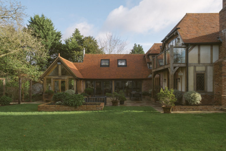 AUTUMN SURREY, CR3 - SHOOTFACTORY - OTHER UK HOUSES