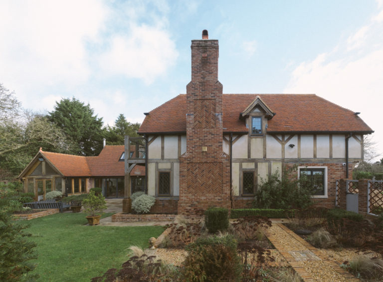 AUTUMN SURREY, CR3 - SHOOTFACTORY - OTHER UK HOUSES