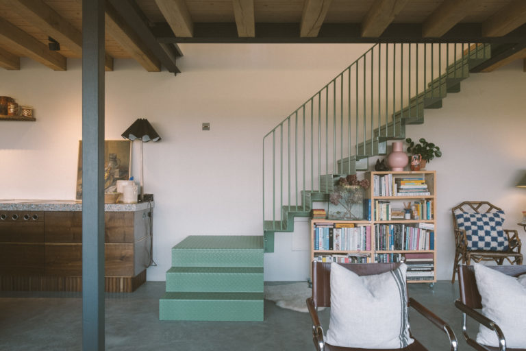 LENHAM KENT, ME17 - SHOOTFACTORY - OTHER UK HOUSES