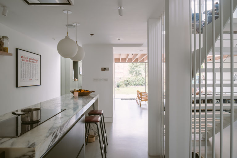 AIR, LONDON NW6 - SHOOTFACTORY - LONDON HOUSES