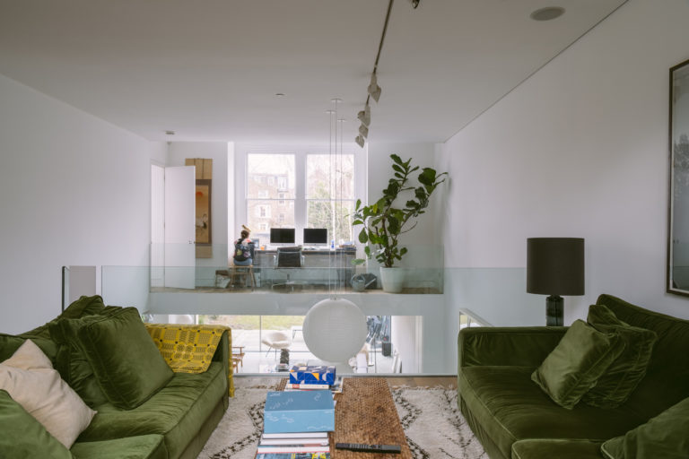 AIR, LONDON NW6 - SHOOTFACTORY - LONDON HOUSES