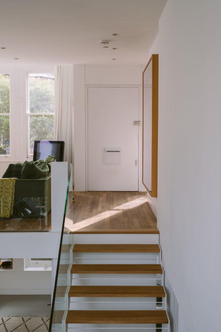 AIR, LONDON NW6 - SHOOTFACTORY - LONDON HOUSES