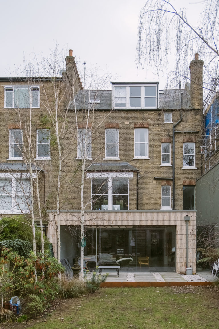 AIR, LONDON NW6 - SHOOTFACTORY - LONDON HOUSES