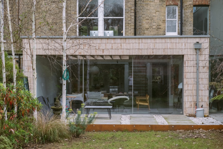 AIR, LONDON NW6 - SHOOTFACTORY - LONDON HOUSES