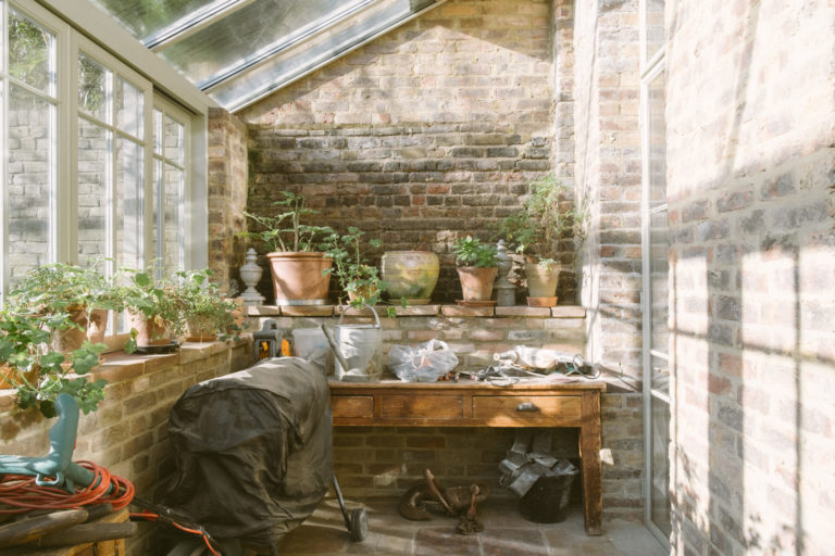 BYGONE LONDON, W6 - SHOOTFACTORY - LONDON HOUSES