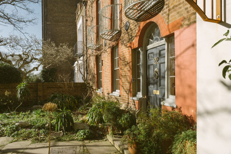 BYGONE LONDON, W6 - SHOOTFACTORY - LONDON HOUSES