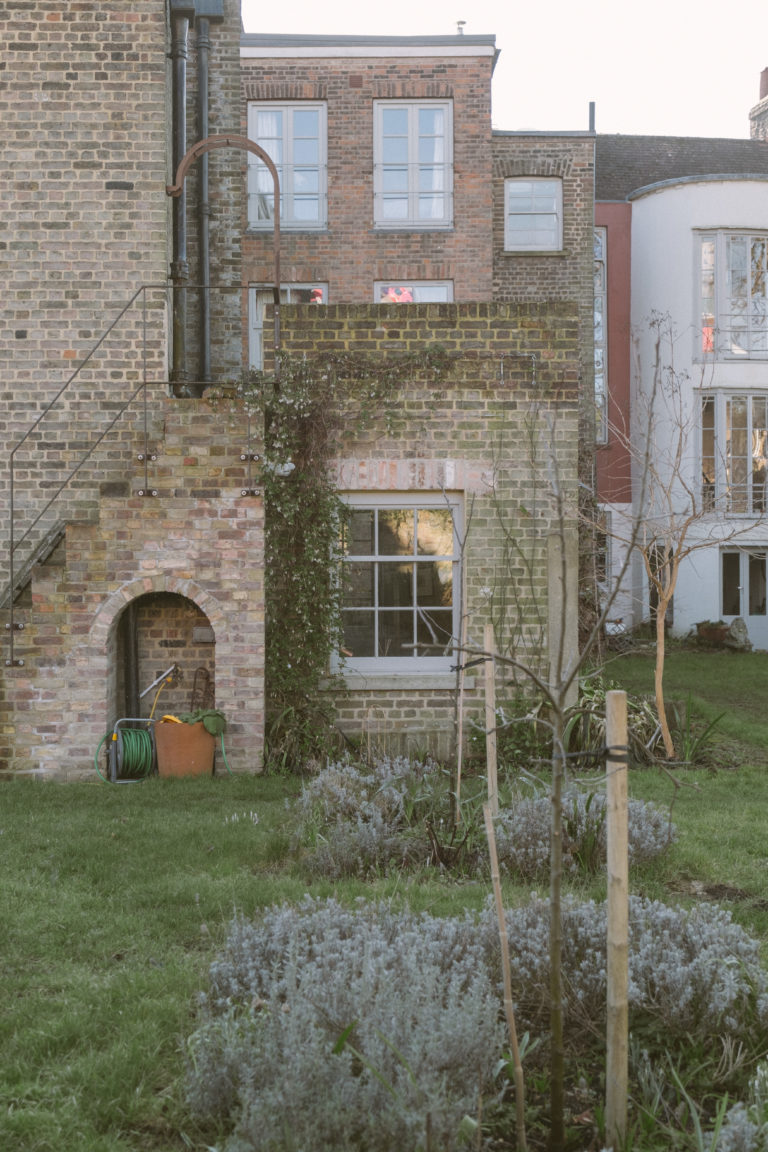BYGONE LONDON, W6 - SHOOTFACTORY - LONDON HOUSES