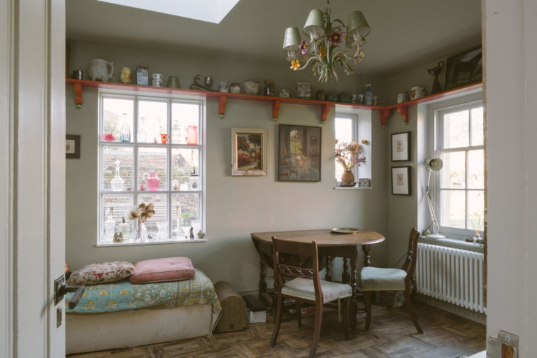 BYGONE LONDON, W6 - SHOOTFACTORY - LONDON HOUSES