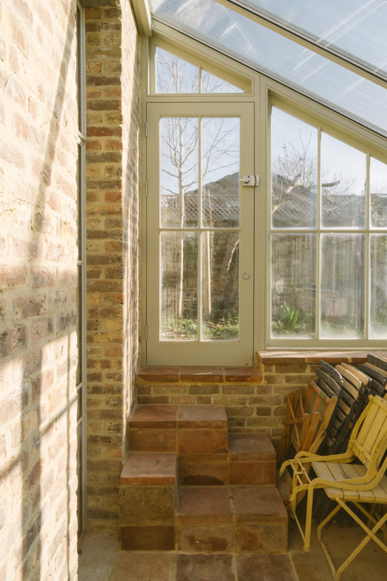 BYGONE LONDON, W6 - SHOOTFACTORY - LONDON HOUSES