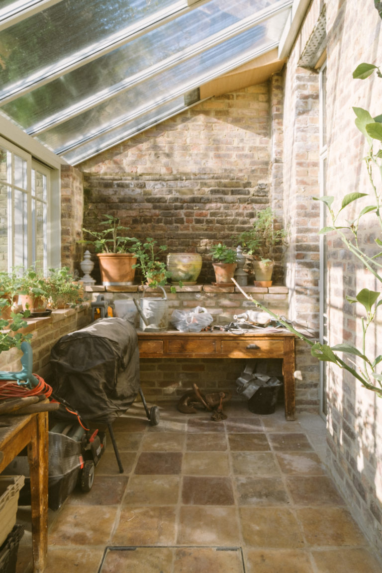 BYGONE LONDON, W6 - SHOOTFACTORY - LONDON HOUSES