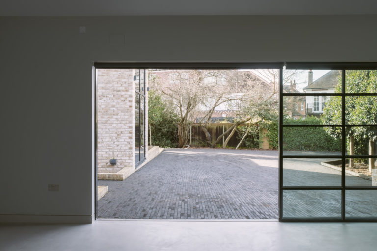 KEW LONDON, TW9 - SHOOTFACTORY - LONDON HOUSES