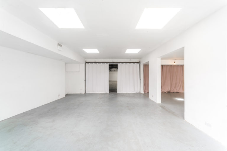 CLAPTON LONDON, E5 - SHOOTFACTORY - PHOTOGRAPHIC STUDIOS