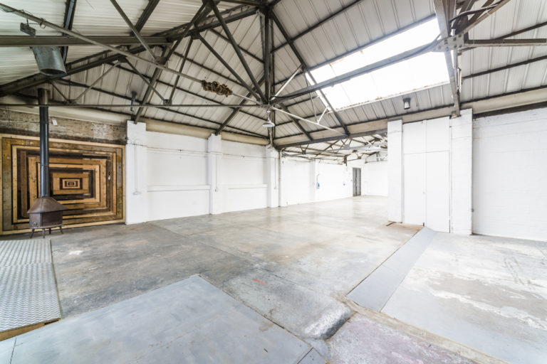 CLAPTON LONDON, E5 - SHOOTFACTORY - PHOTOGRAPHIC STUDIOS