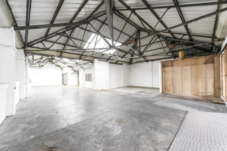 CLAPTON LONDON, E5 - SHOOTFACTORY - PHOTOGRAPHIC STUDIOS