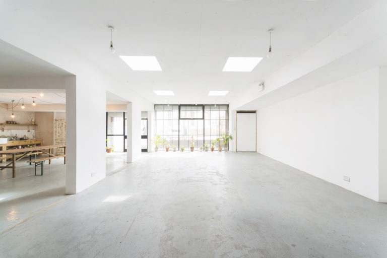 CLAPTON LONDON, E5 - SHOOTFACTORY - PHOTOGRAPHIC STUDIOS