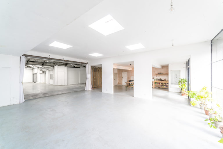CLAPTON LONDON, E5 - SHOOTFACTORY - PHOTOGRAPHIC STUDIOS