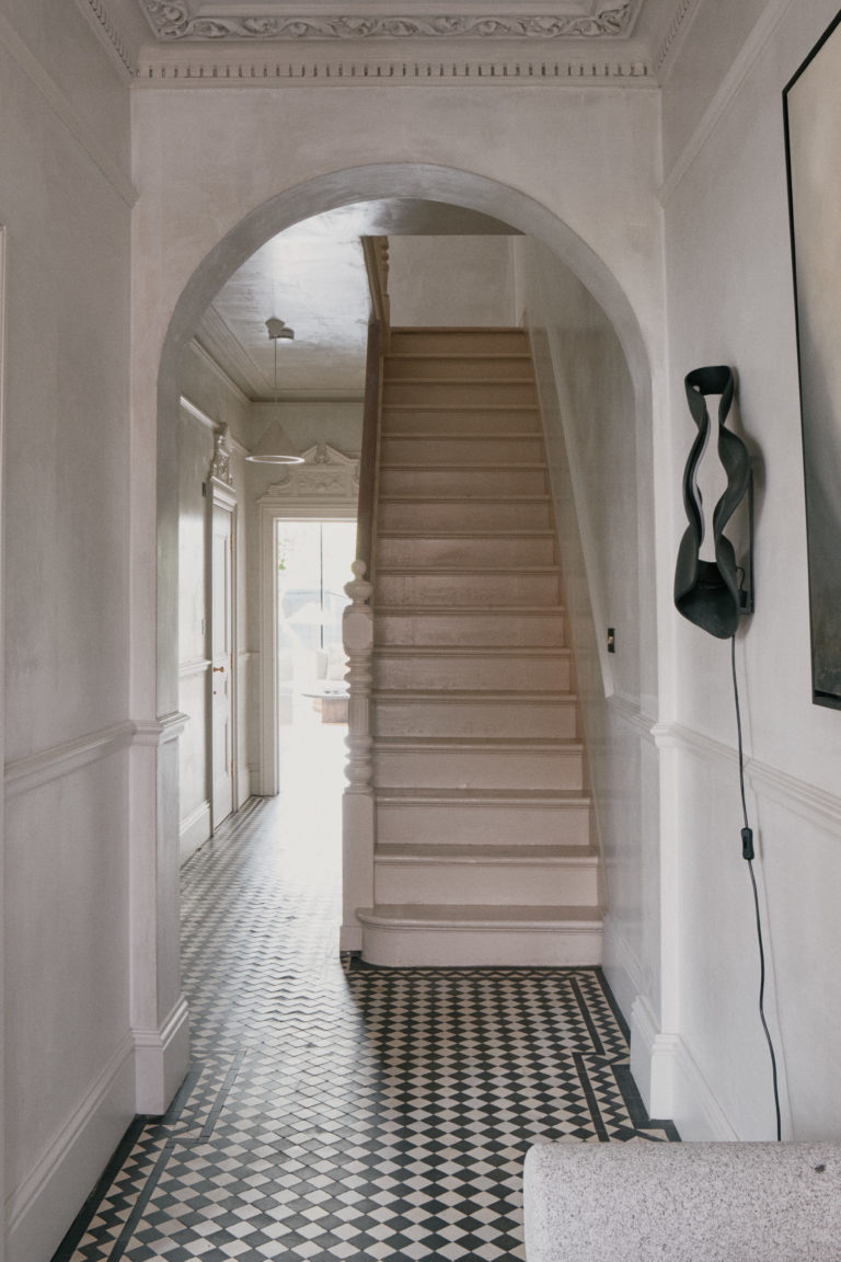 ANYA LONDON, SW14 - SHOOTFACTORY - LONDON HOUSES