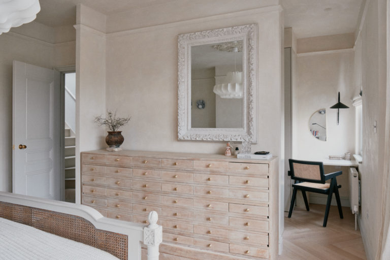 ANYA LONDON, SW14 - SHOOTFACTORY - LONDON HOUSES