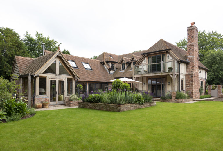 AUTUMN SURREY, CR3 - SHOOTFACTORY - OTHER UK HOUSES