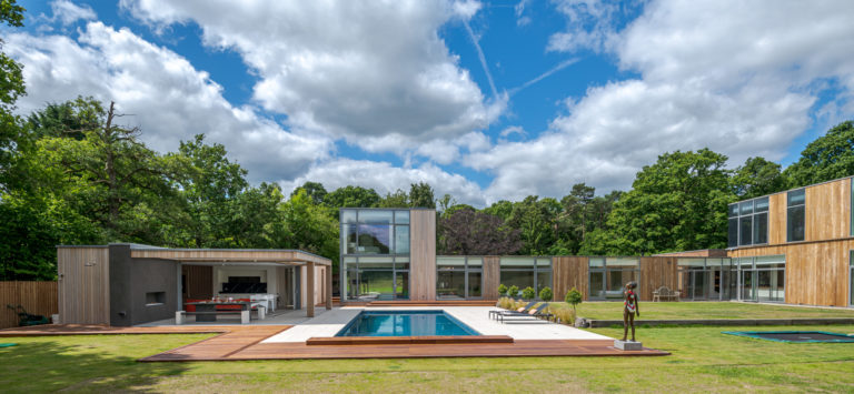 BEL AIR SURREY, GU8 - SHOOTFACTORY - OTHER UK HOUSES