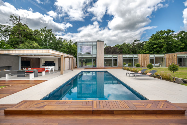 BEL AIR SURREY, GU8 - SHOOTFACTORY - OTHER UK HOUSES