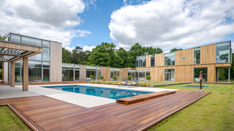 BEL AIR SURREY, GU8 - SHOOTFACTORY - OTHER UK HOUSES