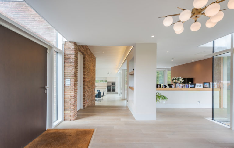 BEL AIR SURREY, GU8 - SHOOTFACTORY - OTHER UK HOUSES