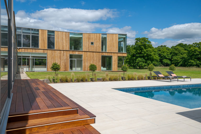 BEL AIR SURREY, GU8 - SHOOTFACTORY - OTHER UK HOUSES