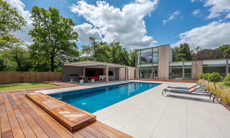 BEL AIR SURREY, GU8 - SHOOTFACTORY - OTHER UK HOUSES