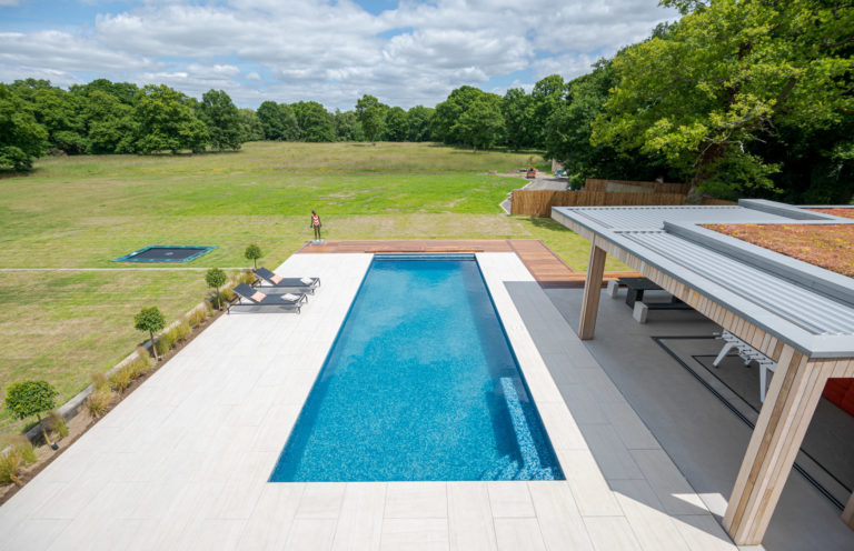 BEL AIR SURREY, GU8 - SHOOTFACTORY - OTHER UK HOUSES