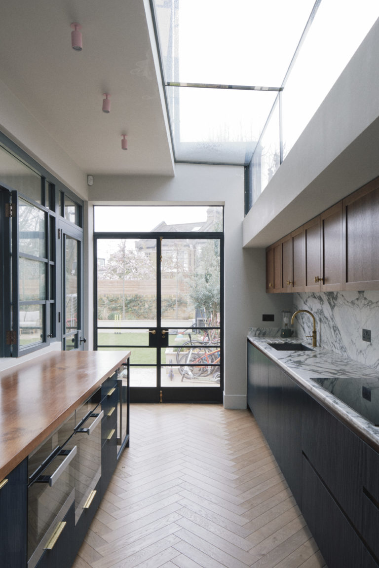 DAVIES, LONDON NW6 - SHOOTFACTORY - LONDON HOUSES