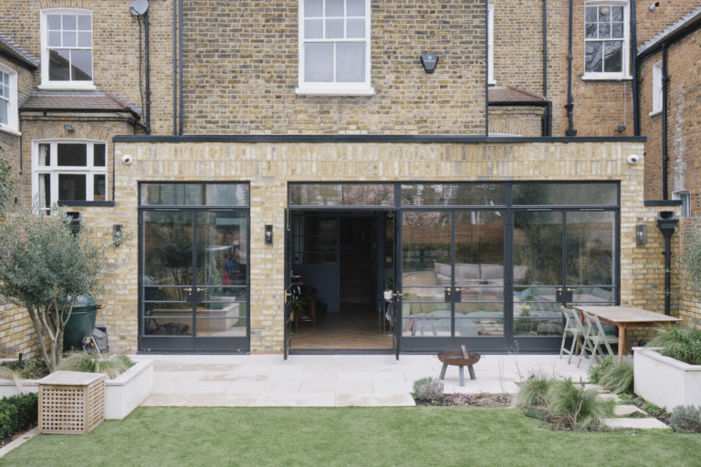 DAVIES, LONDON NW6 - SHOOTFACTORY - LONDON HOUSES