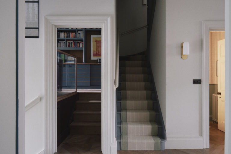 DAVIES, LONDON NW6 - SHOOTFACTORY - LONDON HOUSES