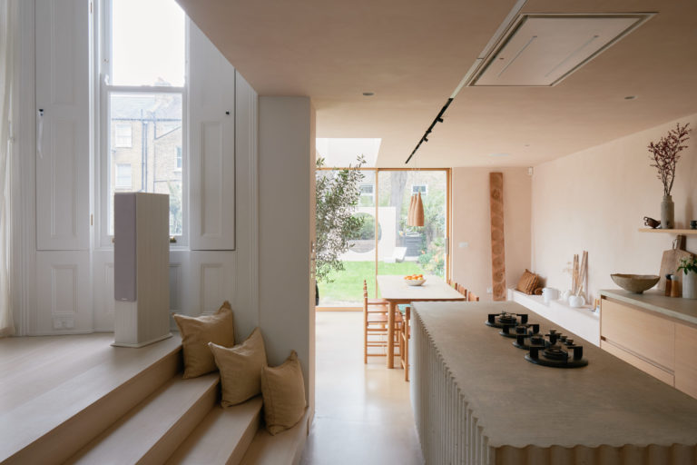 KATHAROS LONDON, E5 - SHOOTFACTORY - LONDON HOUSES