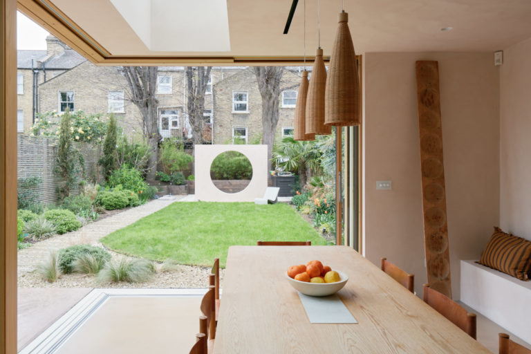 KATHAROS LONDON, E5 - SHOOTFACTORY - LONDON HOUSES