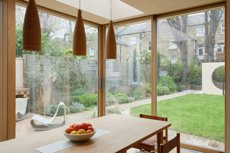 KATHAROS LONDON, E5 - SHOOTFACTORY - LONDON HOUSES