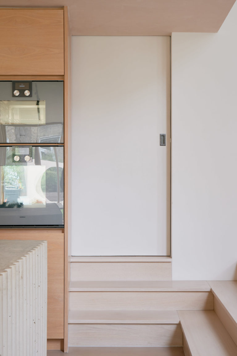 KATHAROS LONDON, E5 - SHOOTFACTORY - LONDON HOUSES