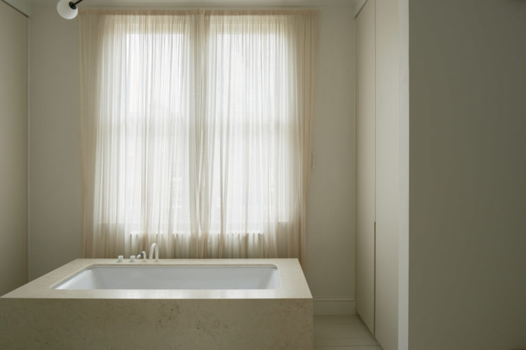 KATHAROS LONDON, E5 - SHOOTFACTORY - LONDON HOUSES