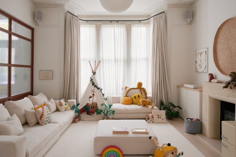 KATHAROS LONDON, E5 - SHOOTFACTORY - LONDON HOUSES