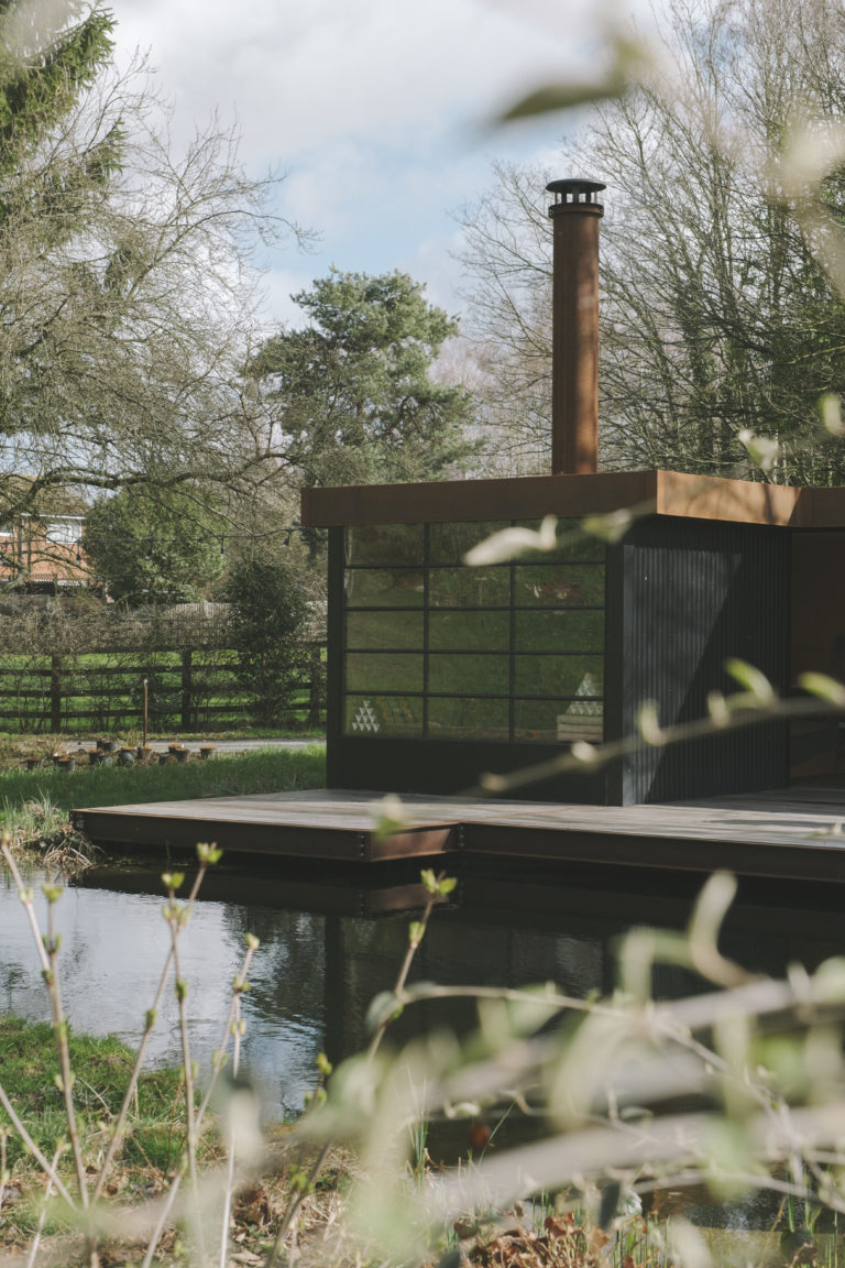 SILVERWOOD, LEIGHTON BUZZARD LU7 - SHOOTFACTORY - OTHER UK HOUSES