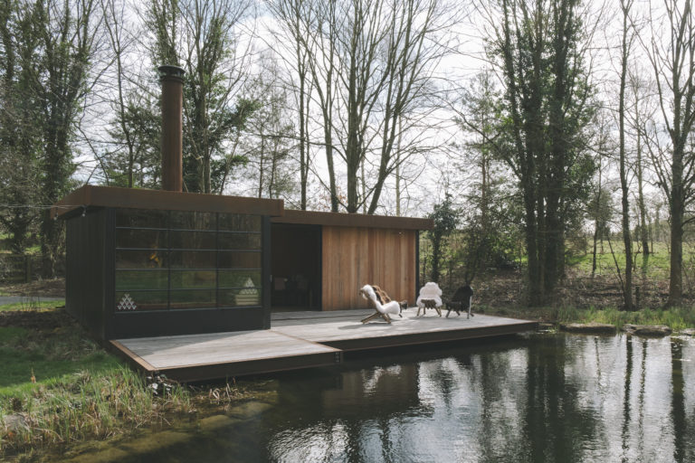 SILVERWOOD, LEIGHTON BUZZARD LU7 - SHOOTFACTORY - OTHER UK HOUSES