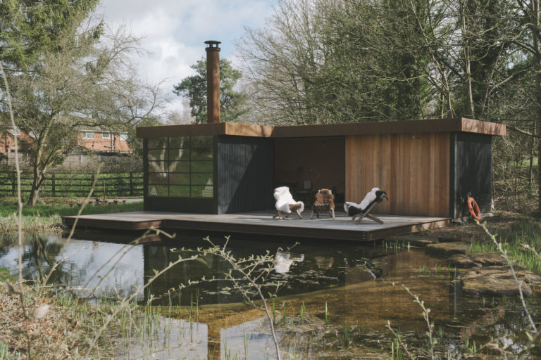 SILVERWOOD, LEIGHTON BUZZARD LU7 - SHOOTFACTORY - OTHER UK HOUSES