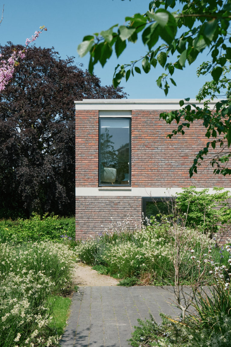 DERWENT VILLA DERBYSHIRE, DE56 - SHOOTFACTORY - OTHER UK HOUSES
