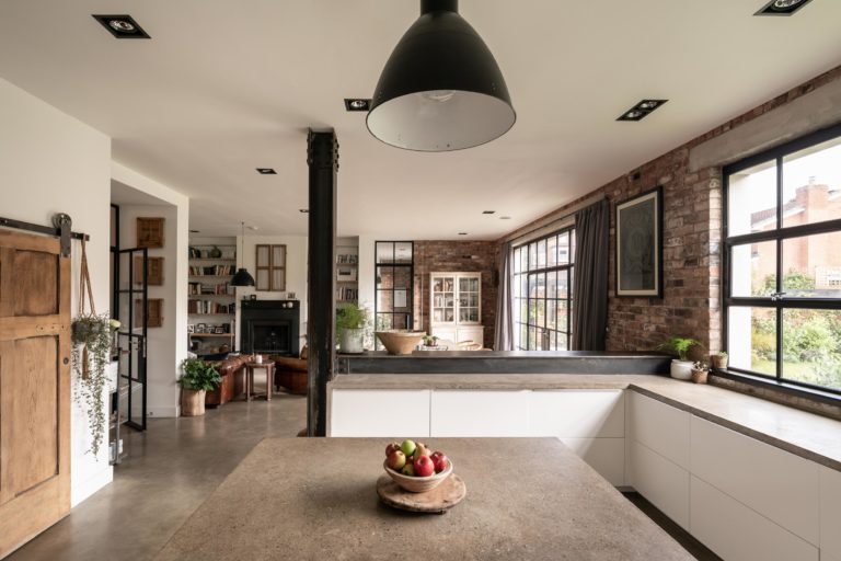 HARBORNE BIRMINGHAM, B17 - SHOOTFACTORY - OTHER UK HOUSES