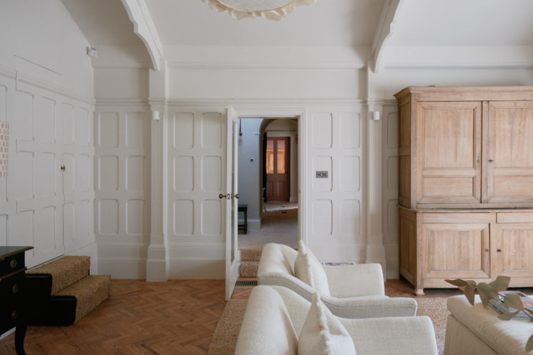 MALA SURREY, RH2 - SHOOTFACTORY - OTHER UK HOUSES - 0