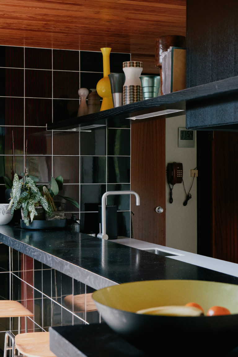 MODERNIST NOTTINGHAM, NG15 - SHOOTFACTORY - OTHER UK HOUSES